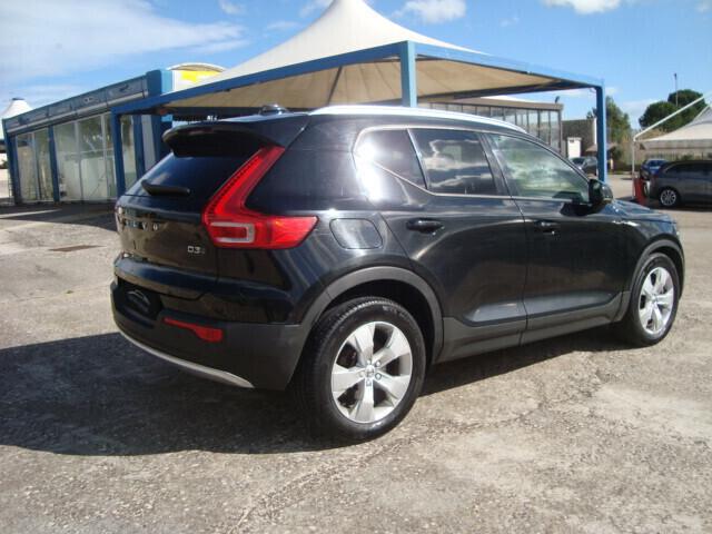 Volvo XC40 2.0 d3 Momentum Core awd auto my21