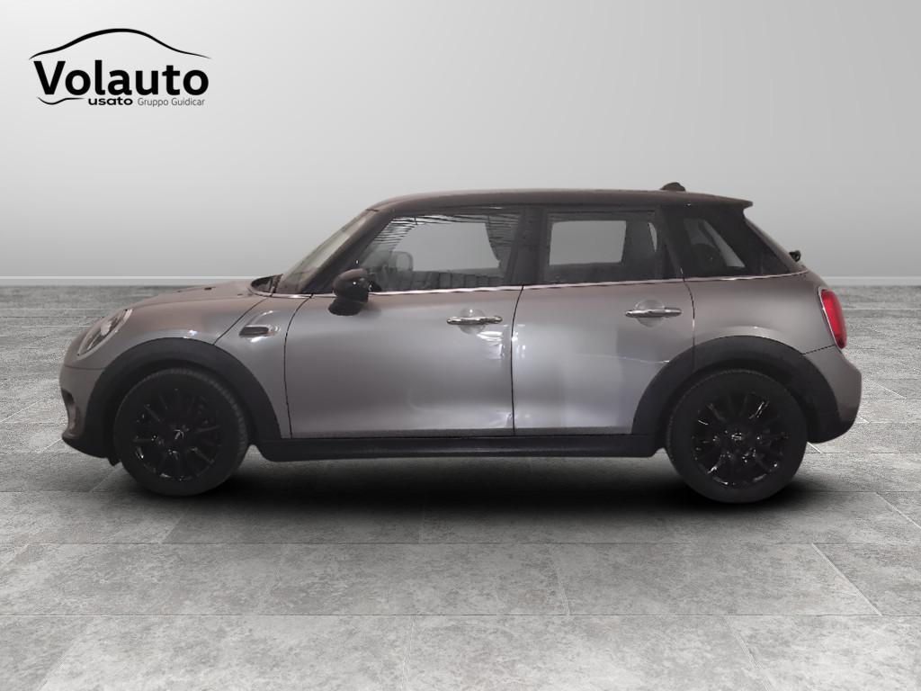 MINI Mini IV F55 2018 5p - Mini 5p 1.5 Cooper D Business XL
