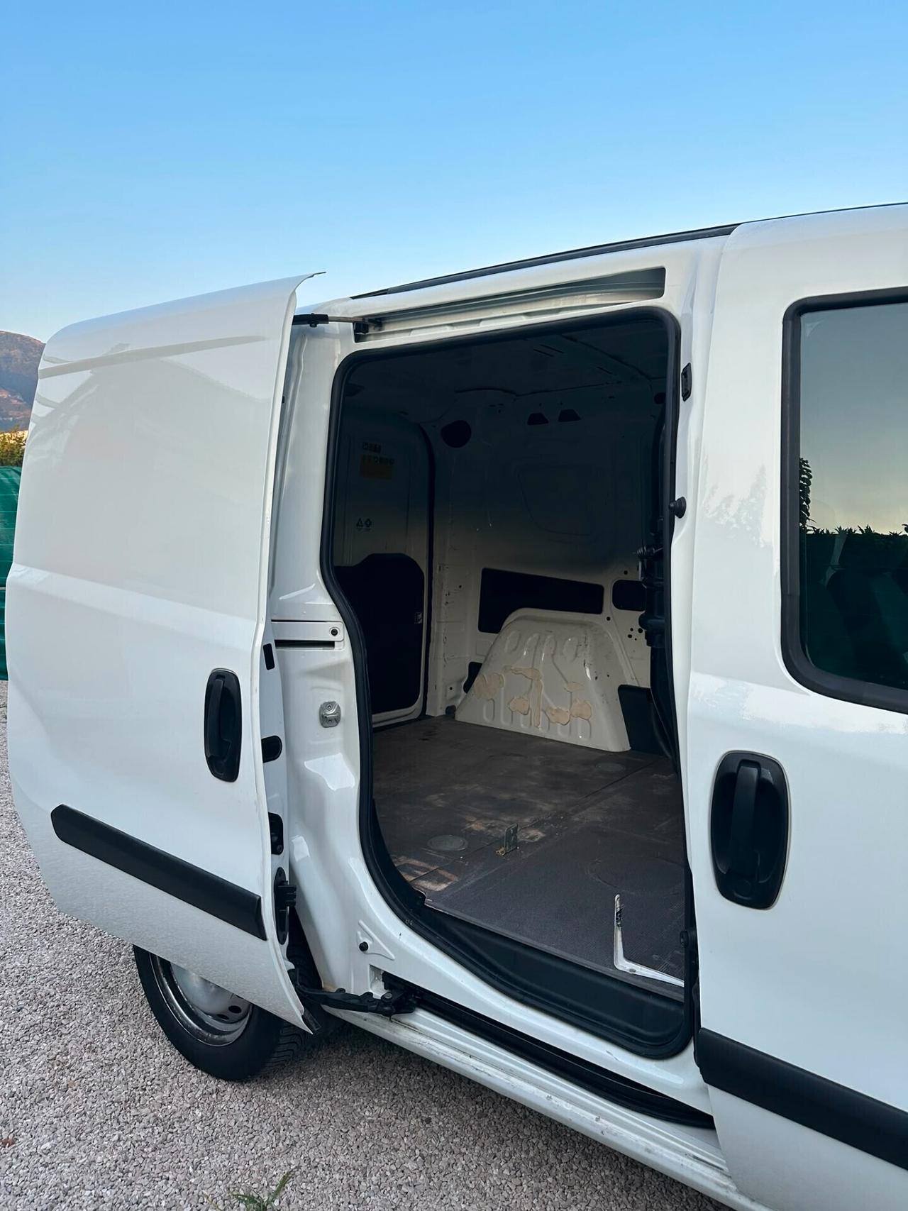 Fiat Doblò Anno 2023 1.6 MJT 105CV 3 POSTI PC-TN -