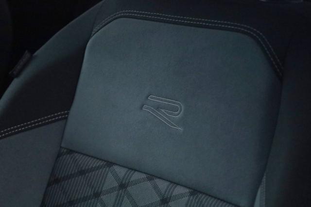 VOLKSWAGEN Taigo 1.0 TSI 115 CV TETTO DSG R-Line Prezzo Netto