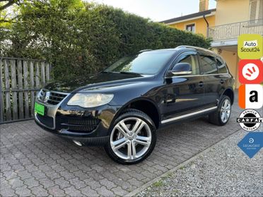 Volkswagen Touareg 3.0/240CV V6 TDI DPF tip. Executive