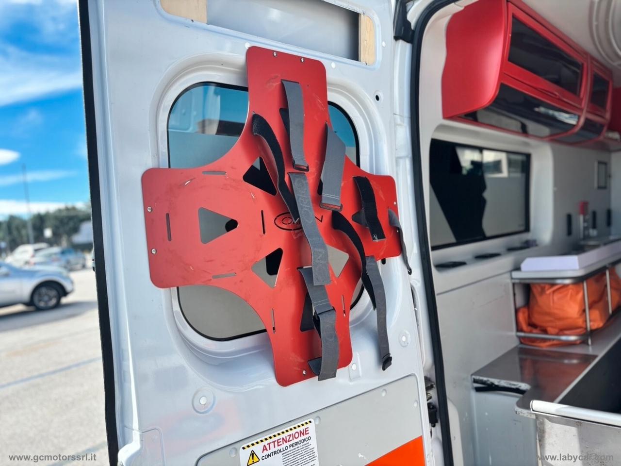 Fiat Ducato 33 2.3 MJT 150CV Allestimento Ambulanza