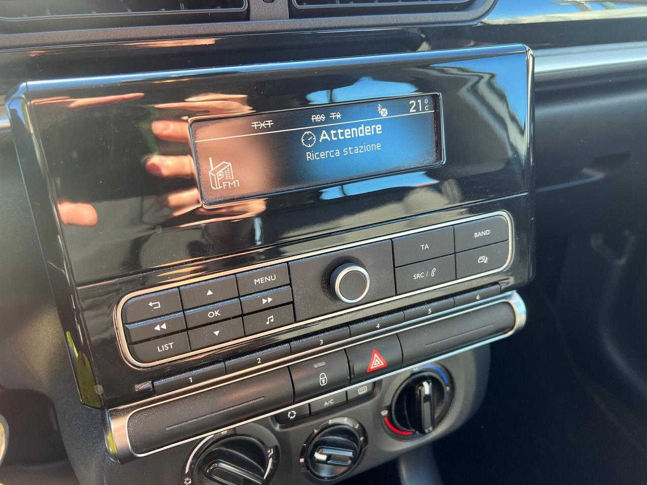 Citroen C3 1.2 PureTech 82CV Shine-2018"UNIPRO"