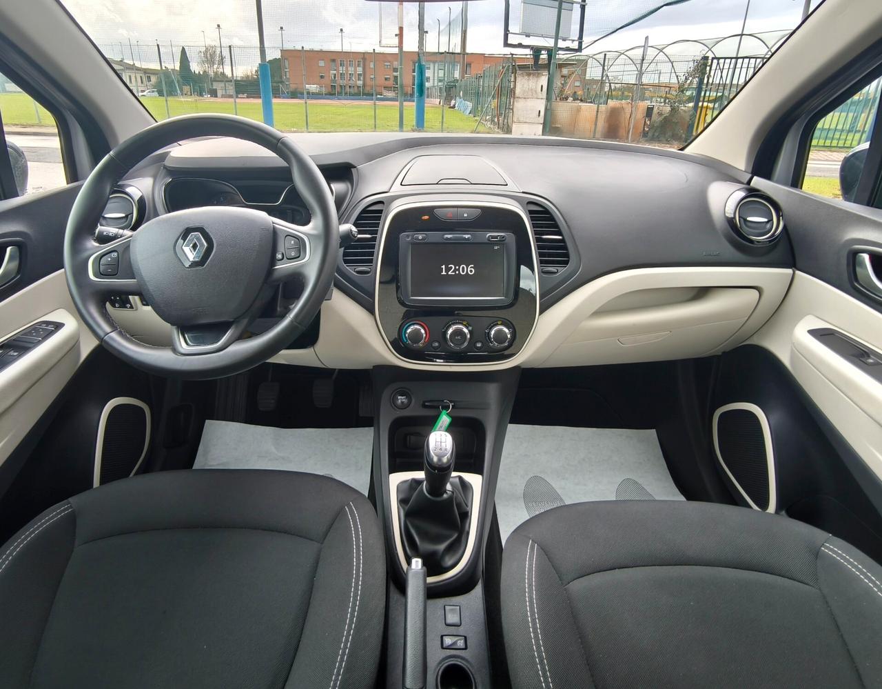 Renault Captur TCe 12V 90 CV Business