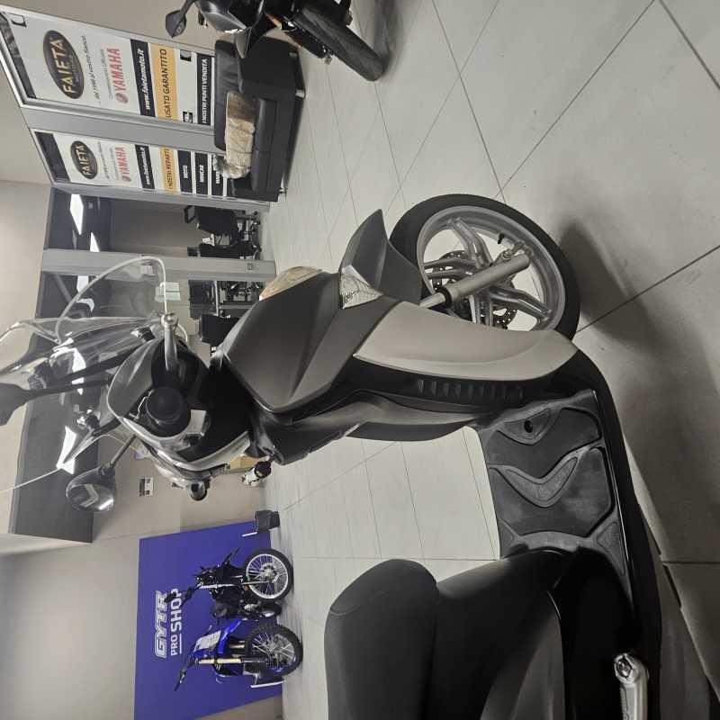 Yamaha Xenter 150 - 2017