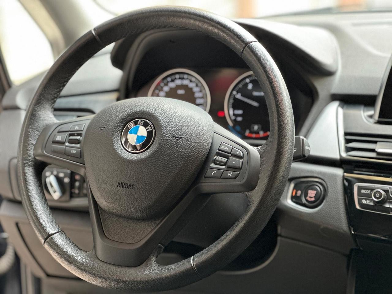 Bmw 216d Active Tourer autom. Advantage