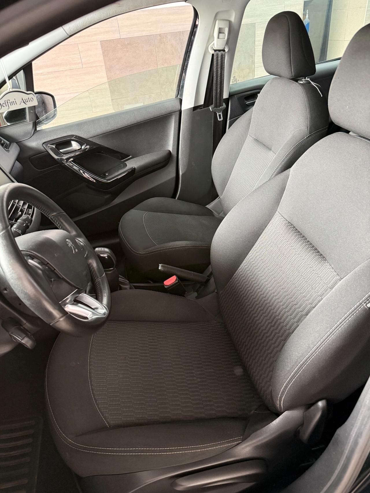 Peugeot 208 PureTech 82 Stop&Start 5 porte Allure
