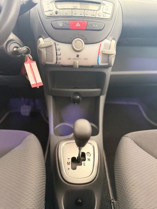 TOYOTA Aygo 1.0 12V VVT-i 5 porte Griffe