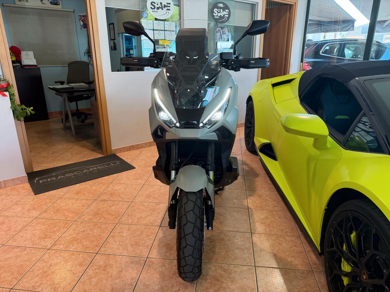 Honda X-ADV 750