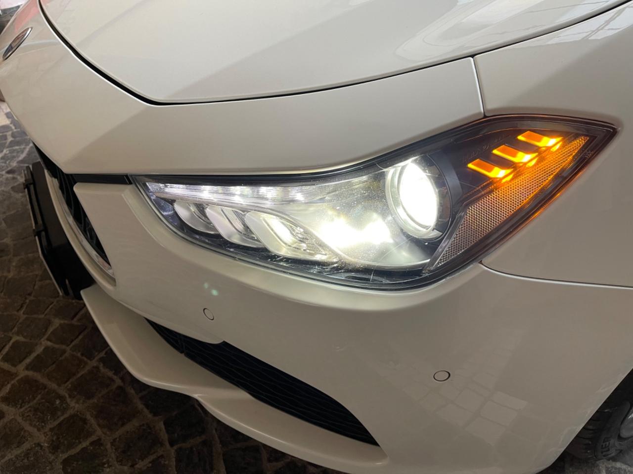 Maserati Ghibli V6 Diesel 275 CV,INTERNI CARTIER,TETTO APRIBILE.