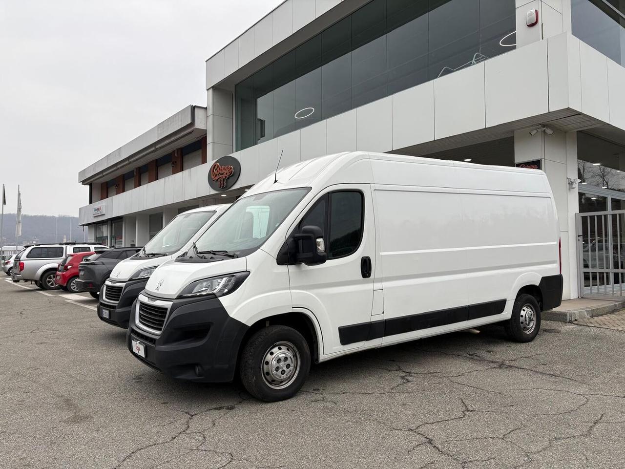 Peugeot Boxer III (II 2011) 335 2.2 bluehdi 140cv S&S L3H2