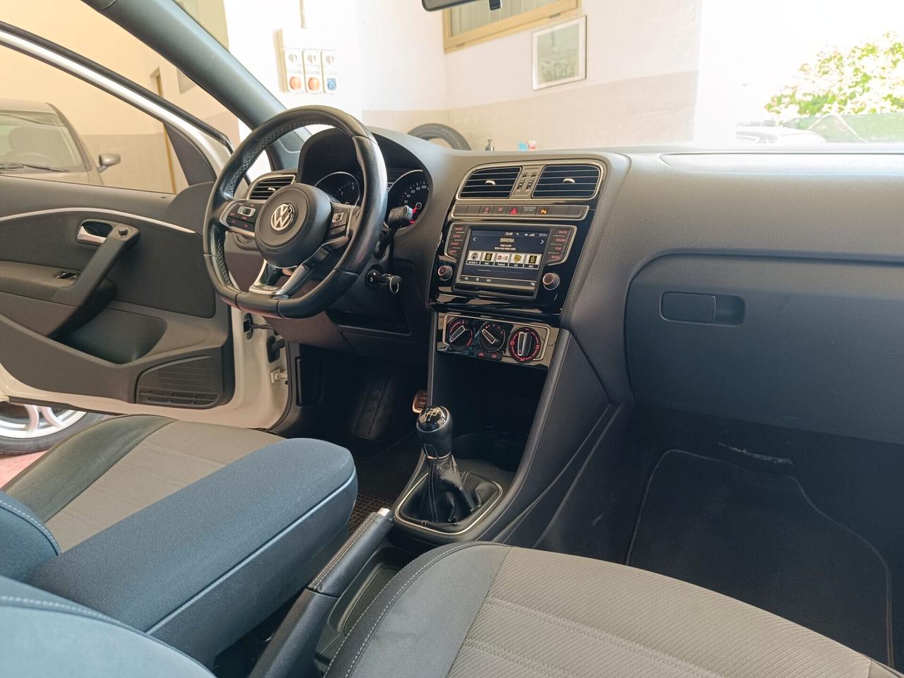 Volkswagen Polo 1.4 TDI 90 CV 5p. Highline R-Line