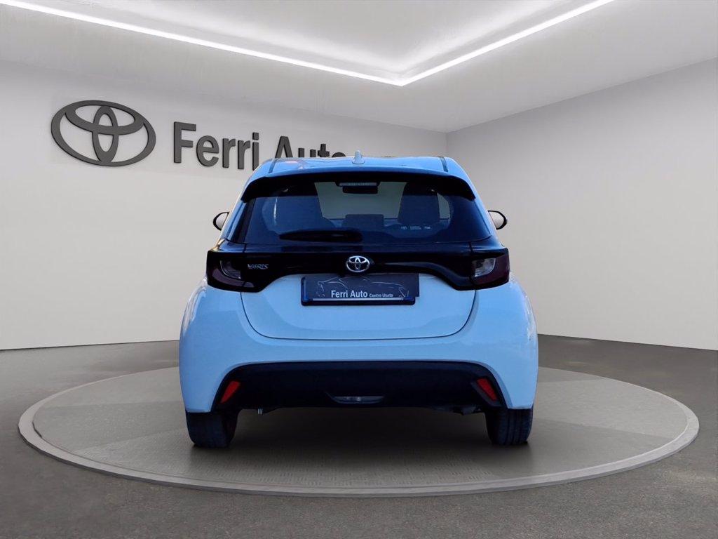 TOYOTA Yaris 1.0 active del 2023
