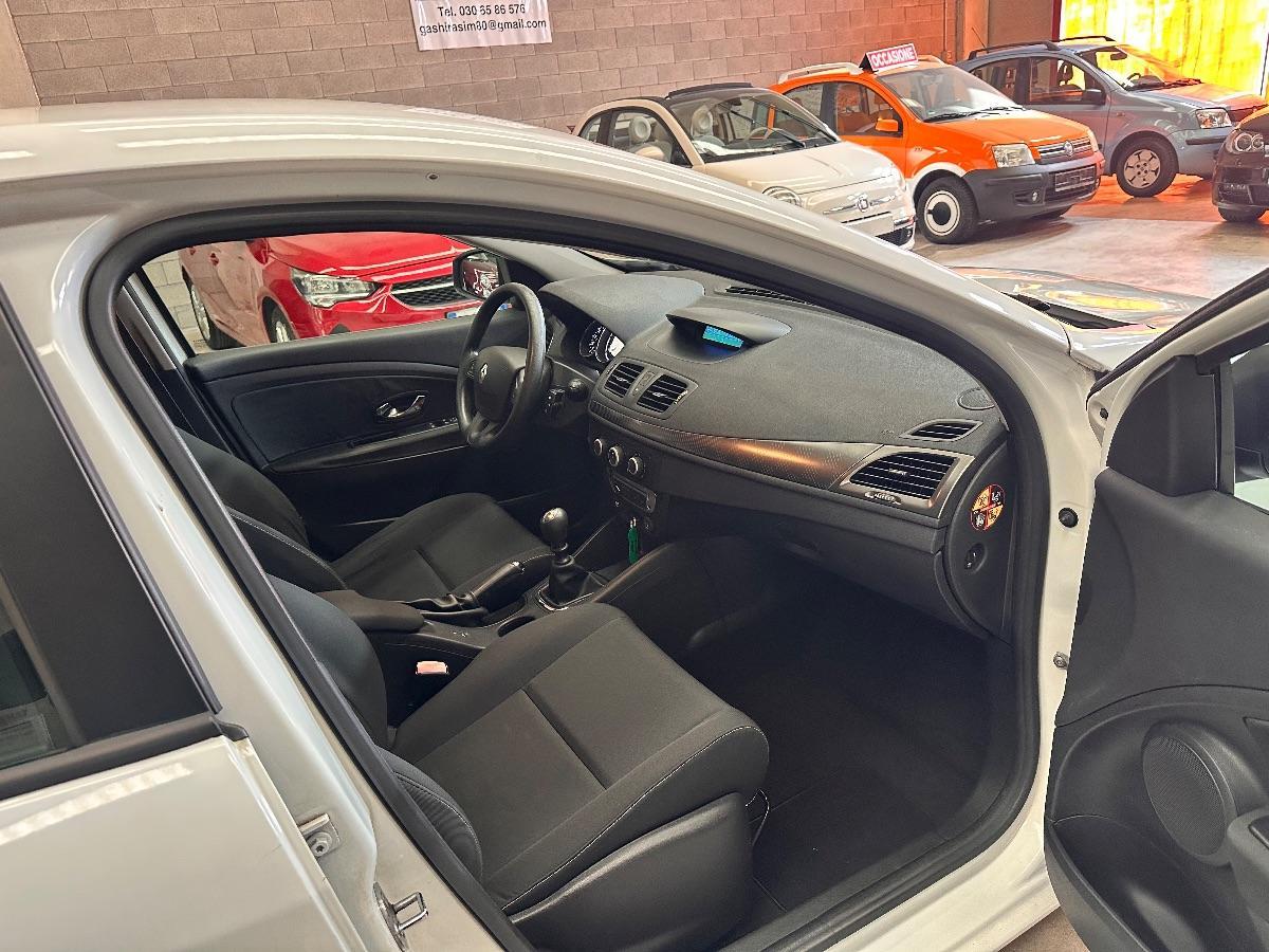 RENAULT - Mégane - 1.6 Wave