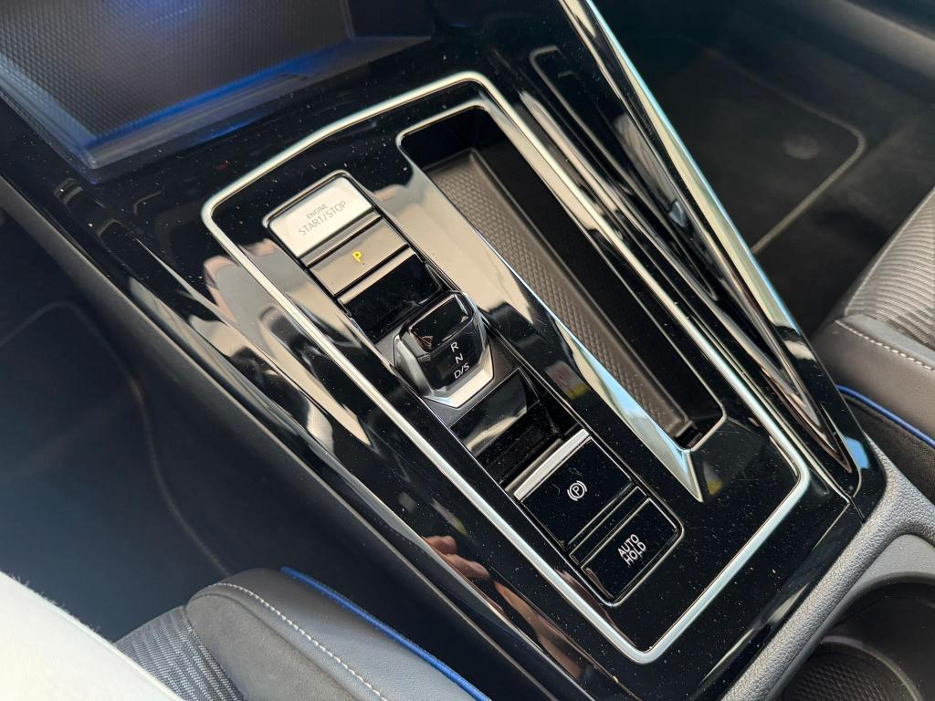 Volkswagen Golf 2.0 tdi R-Line 150cv dsg