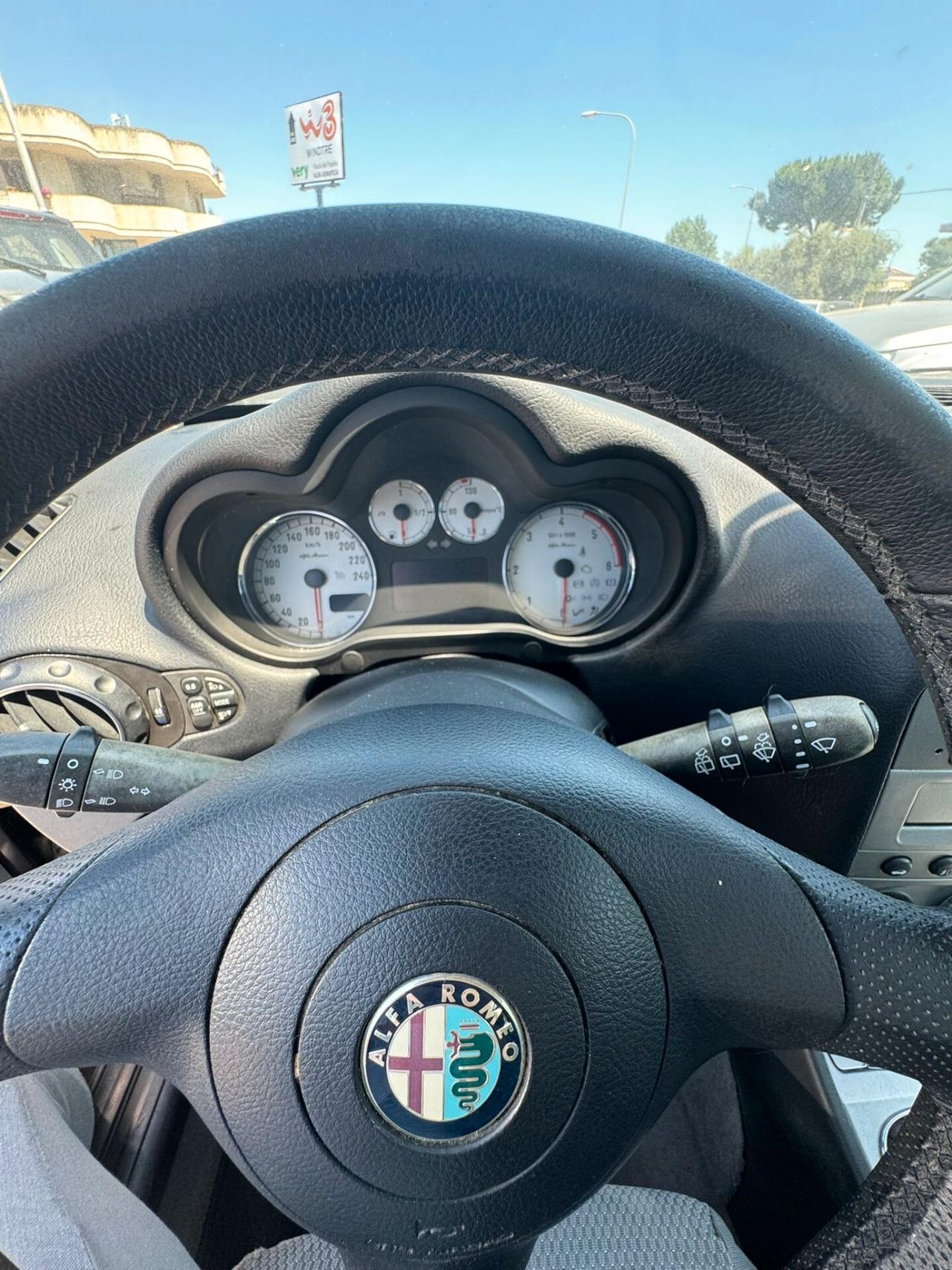 Alfa Romeo 147 1.9 JTD (120) 5 porte Murphy&Nye