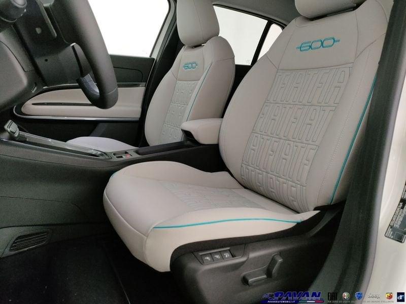 FIAT 600 1.2 Hybrid 110cv La Prima