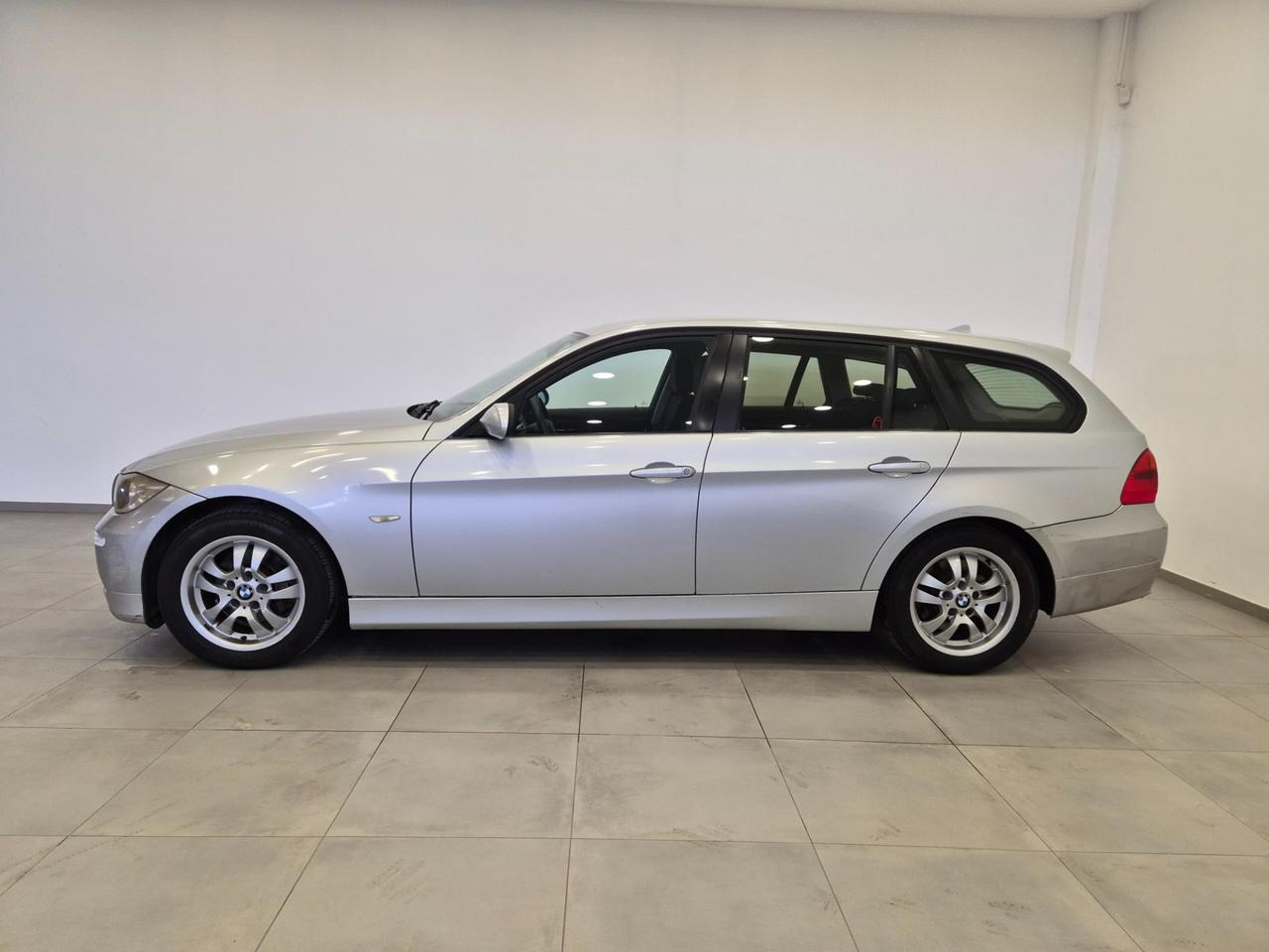 BMW 320 d cat Touring - Bluetooth - Clima auto