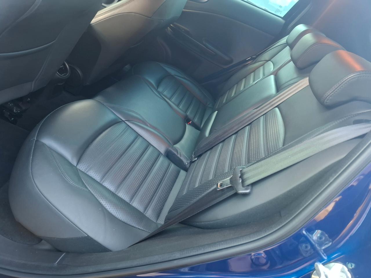 Alfa Romeo Giulietta - 1.6 JTD Esclusive