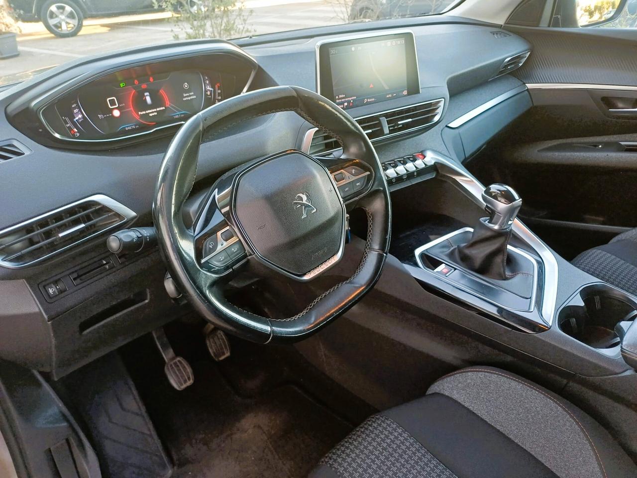 Peugeot 3008 BlueHDi 130 S&S Business