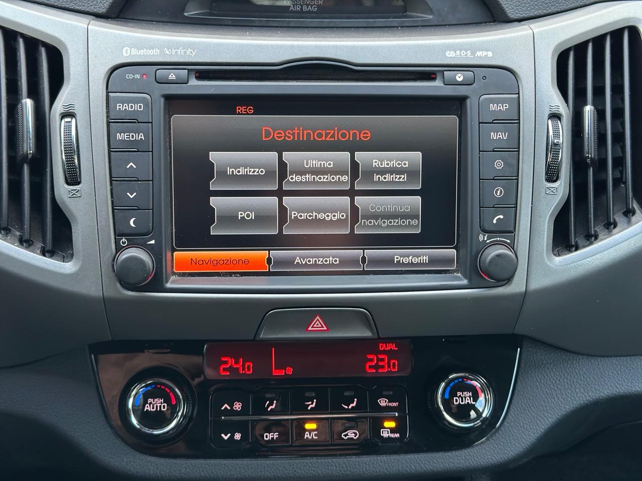 KIA SPORTAGE 1.7 CRDI VGT 2WD high tech 2016