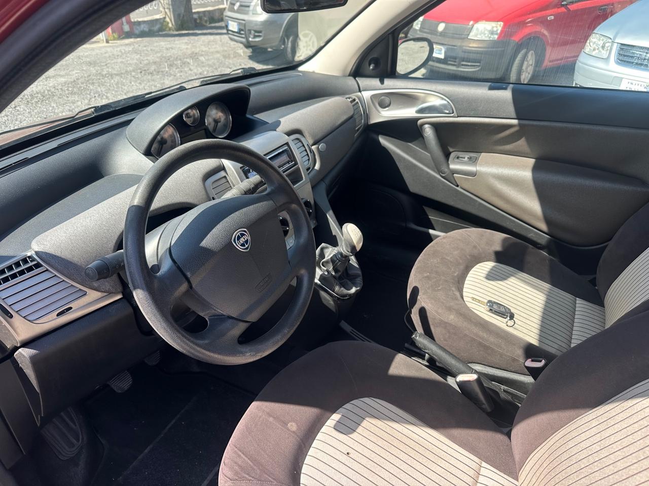 Lancia Ypsilon 1.2 Argento