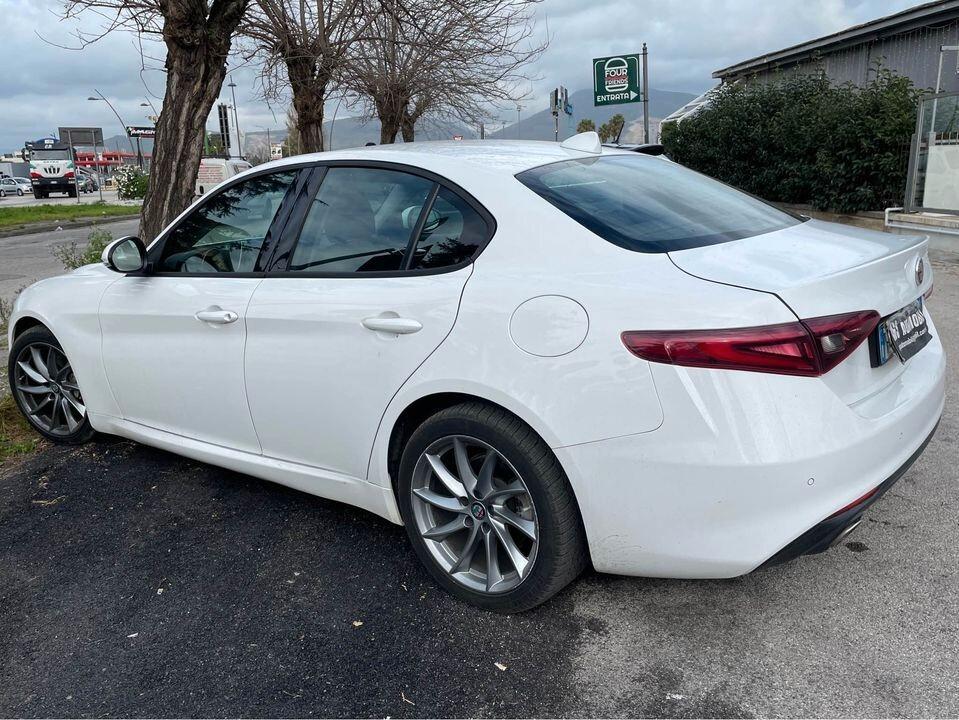 Alfa Romeo Giulia 2.2 Turbodiesel 150 CV AT8 Business