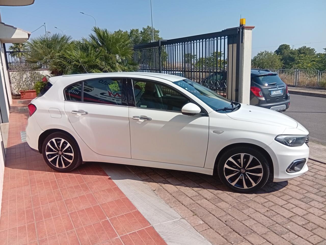 Fiat Tipo 1.6 Mjt S&S 5 porte Lounge