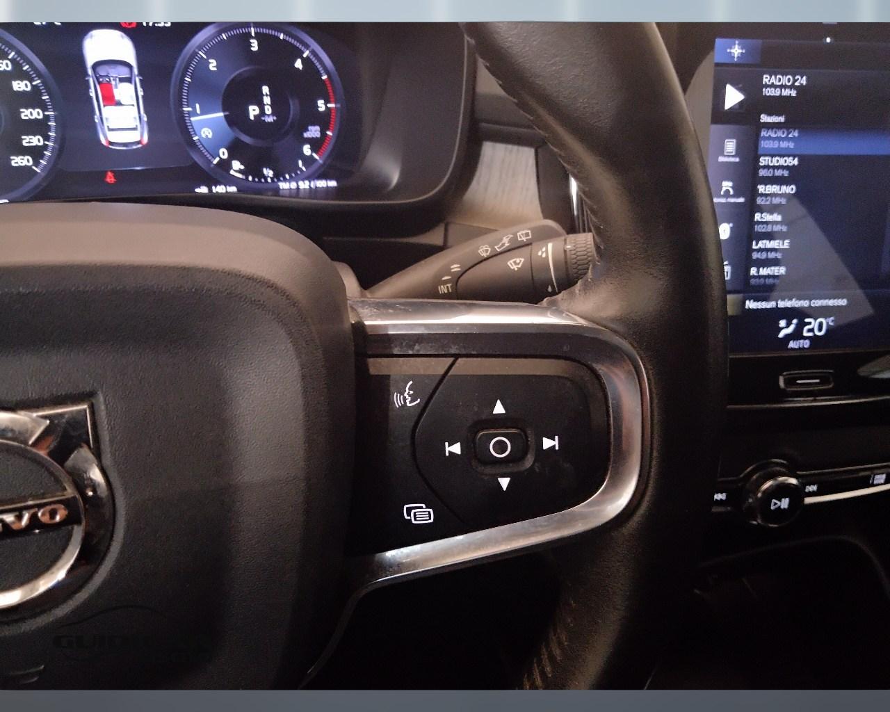 VOLVO XC40 - XC40 2.0 d3 Inscription geartronic my20