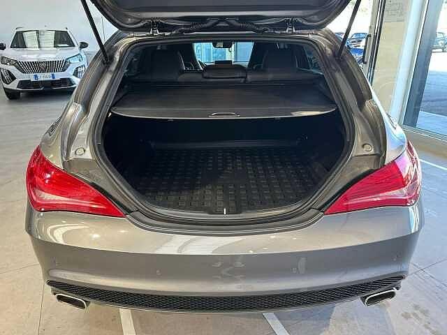 Mercedes-Benz CLA 220 220 d S.W. Automatic Premium Dark Night