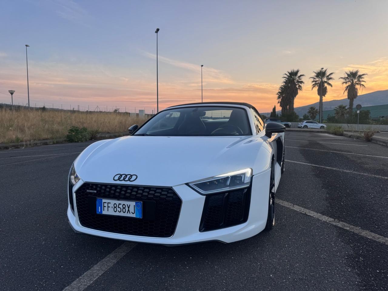 Audi R8 Spyder 5.2 FSI quattro S tronic full carbonio PERMUTE