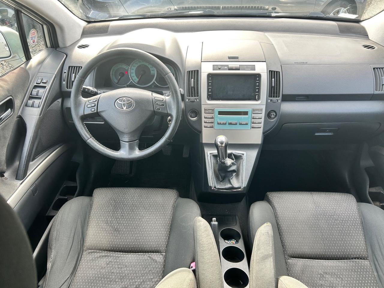 Toyota Corolla Verso Diesel 2008