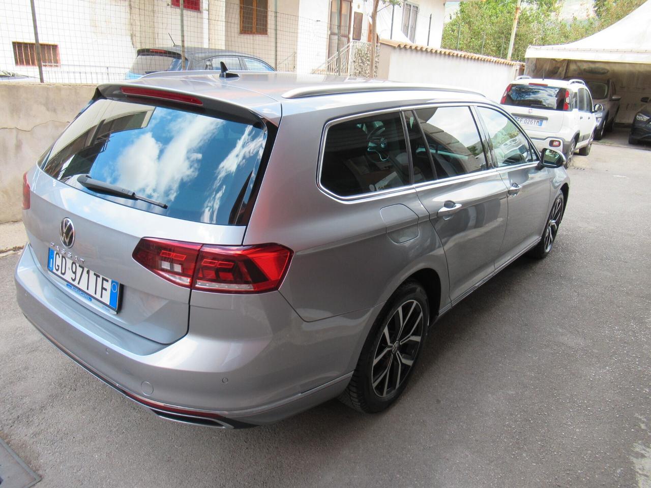 Volkswagen Passat Variant 2.0 TDI SCR 200 CV DSG Executive