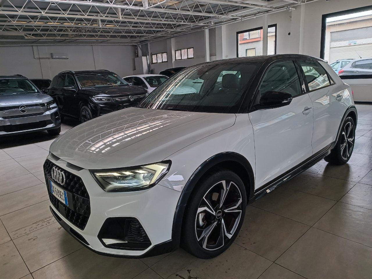 Audi A1 Allstreet 30 1.0 tfsi Identity Contrast 110cv