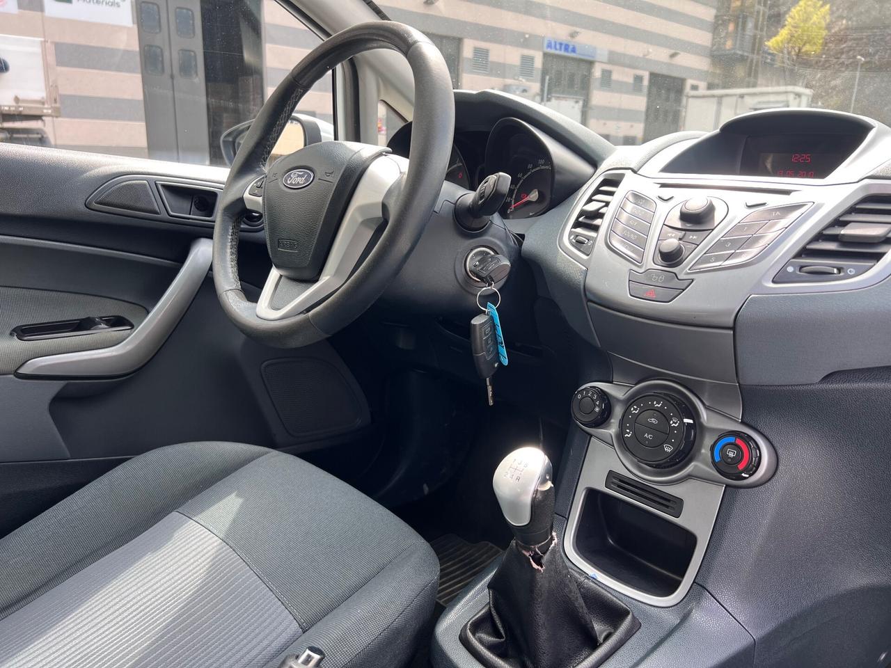 Ford Fiesta 1.2 82CV 3 porte Titanium