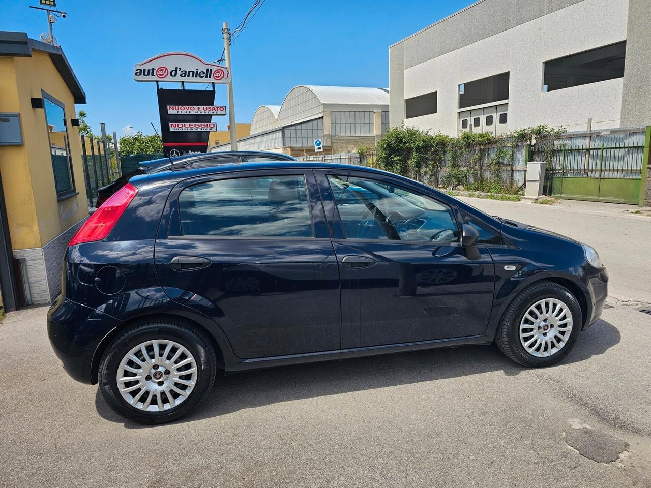 Fiat Punto 1.3 MJT II S&S 95 CV 5 porte Street