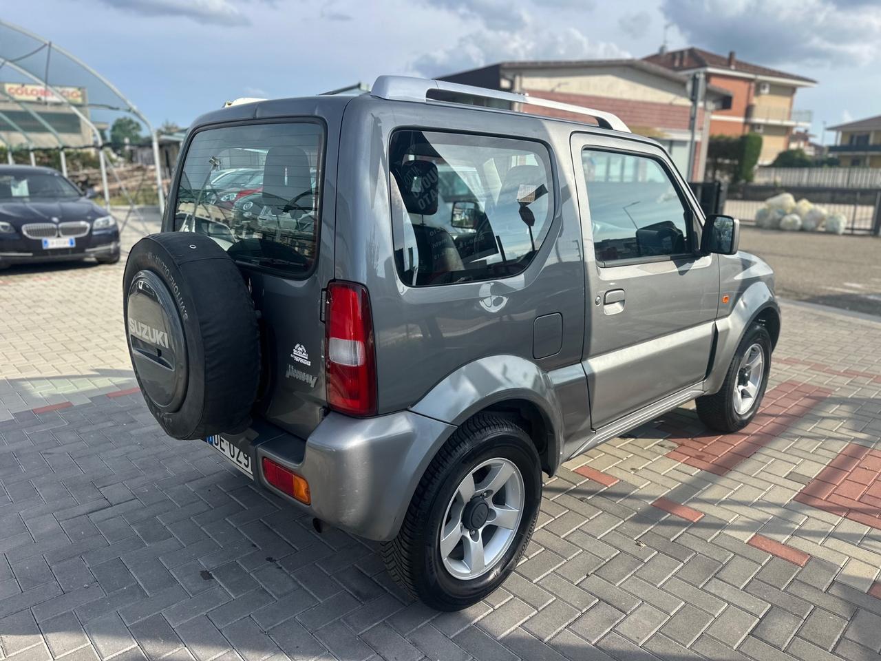 Suzuki Jimny 1.3i 85CV 4WD UNICO PROPRIETARIO
