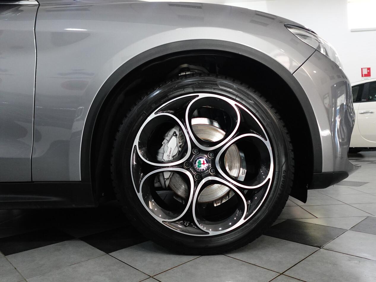 Alfa Romeo Stelvio 2.2 MJT 160 CV AT8 RW SPORT TECH