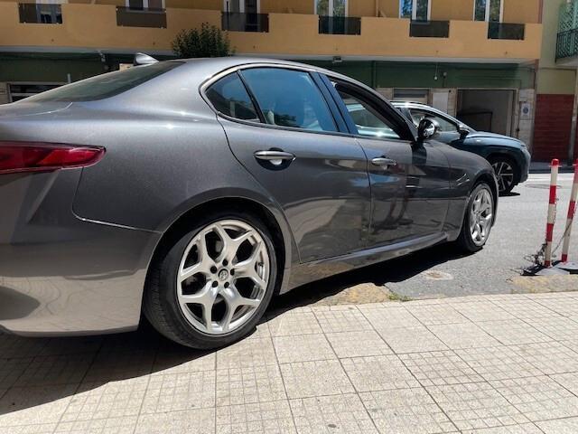 Alfa Romeo Giulia 2.2 Turbodiesel 160 CV AT8 Business
