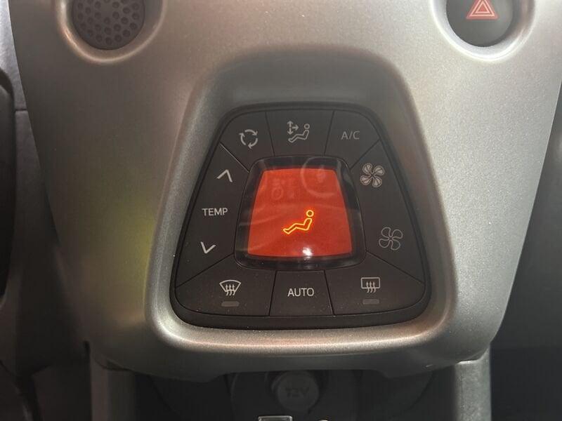 Toyota Aygo 1.0 72 CV x-play