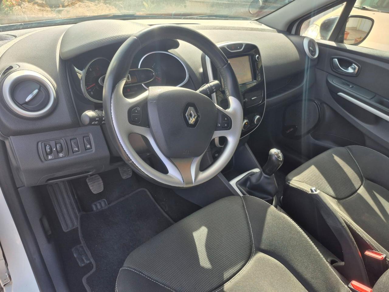 Renault Clio dCi 8V 75 CV Start&Stop 5 porte Energy Duel