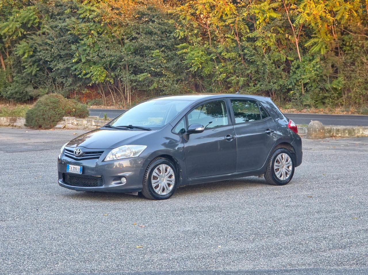 Toyota Auris 1.4 D-4D 5 porte CV-90 E4 Manuale NEO 2010