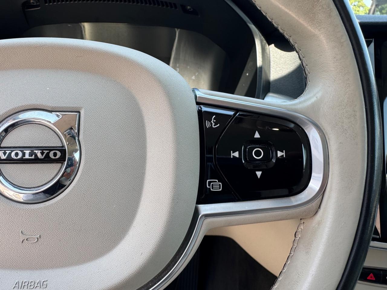 Volvo V90 D4 Geartronic R-design FULL SERVICE VOLVO