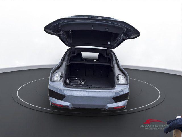 BMW iX xDrive40 Pacchetto Sportivo