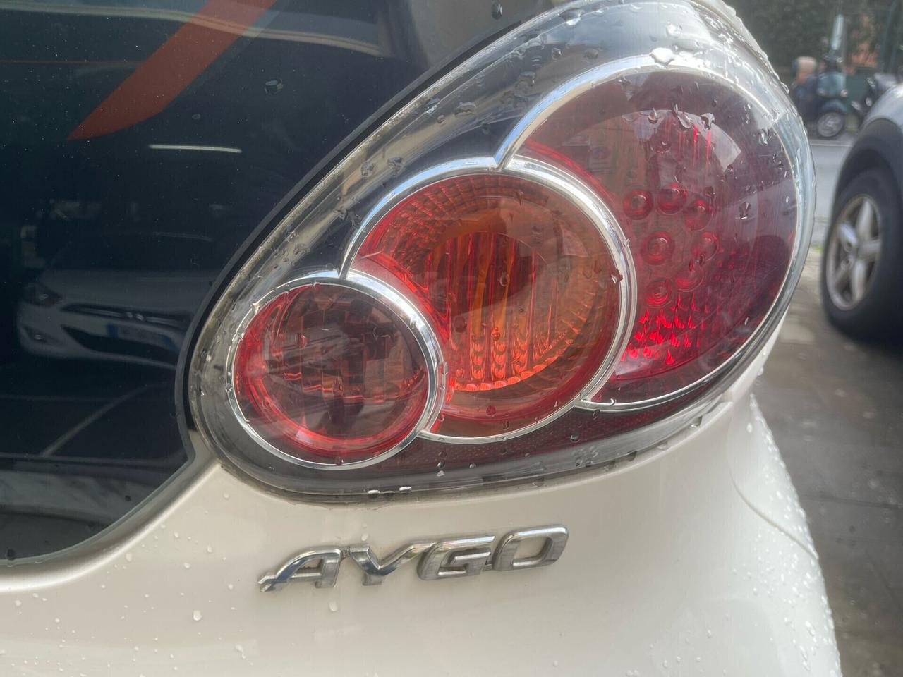 Toyota Aygo 1.0 12V VVT-i 5 porte Edition