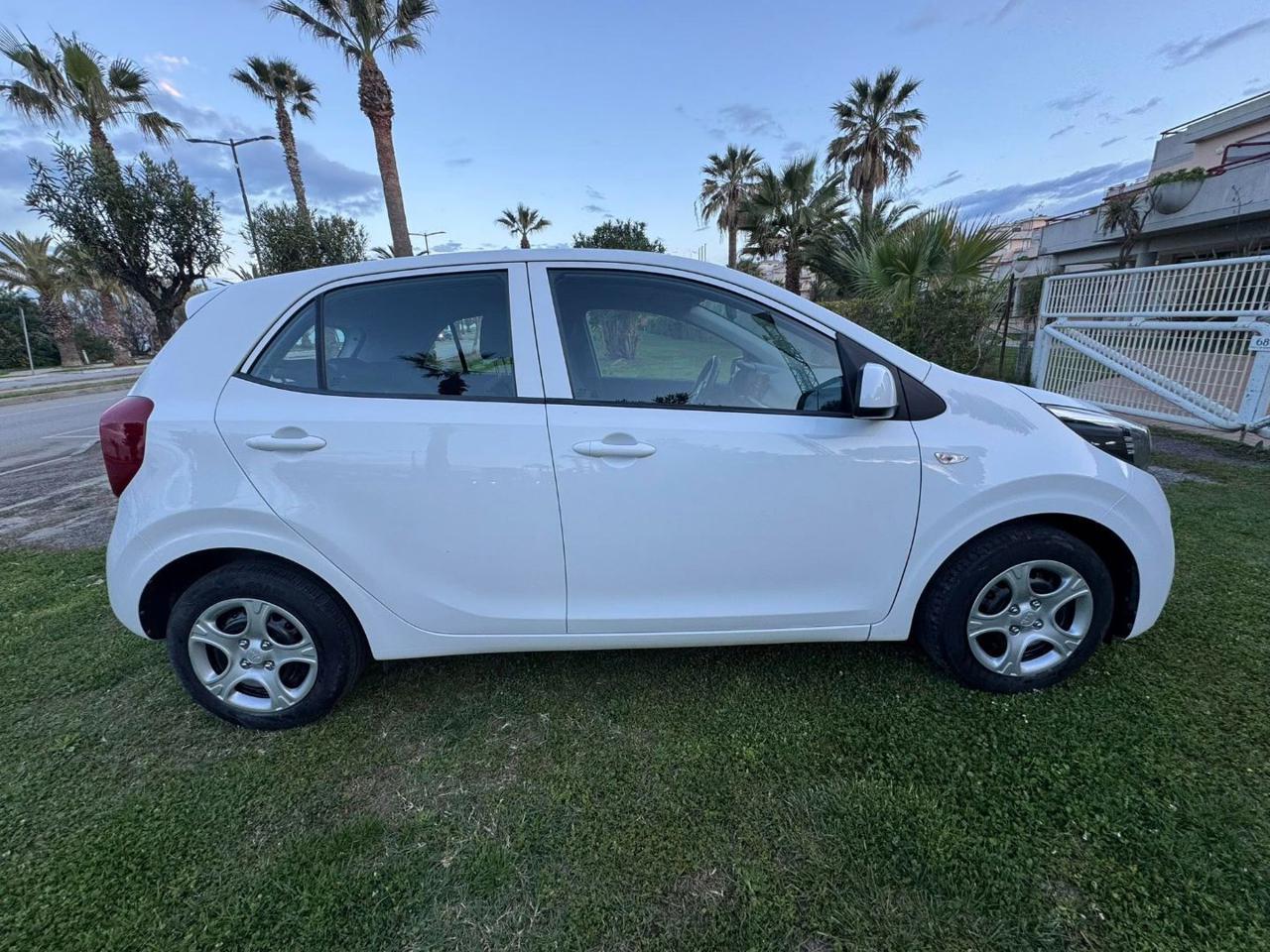Kia Picanto 5 Porte Picanto 1.0 mpi Active my18