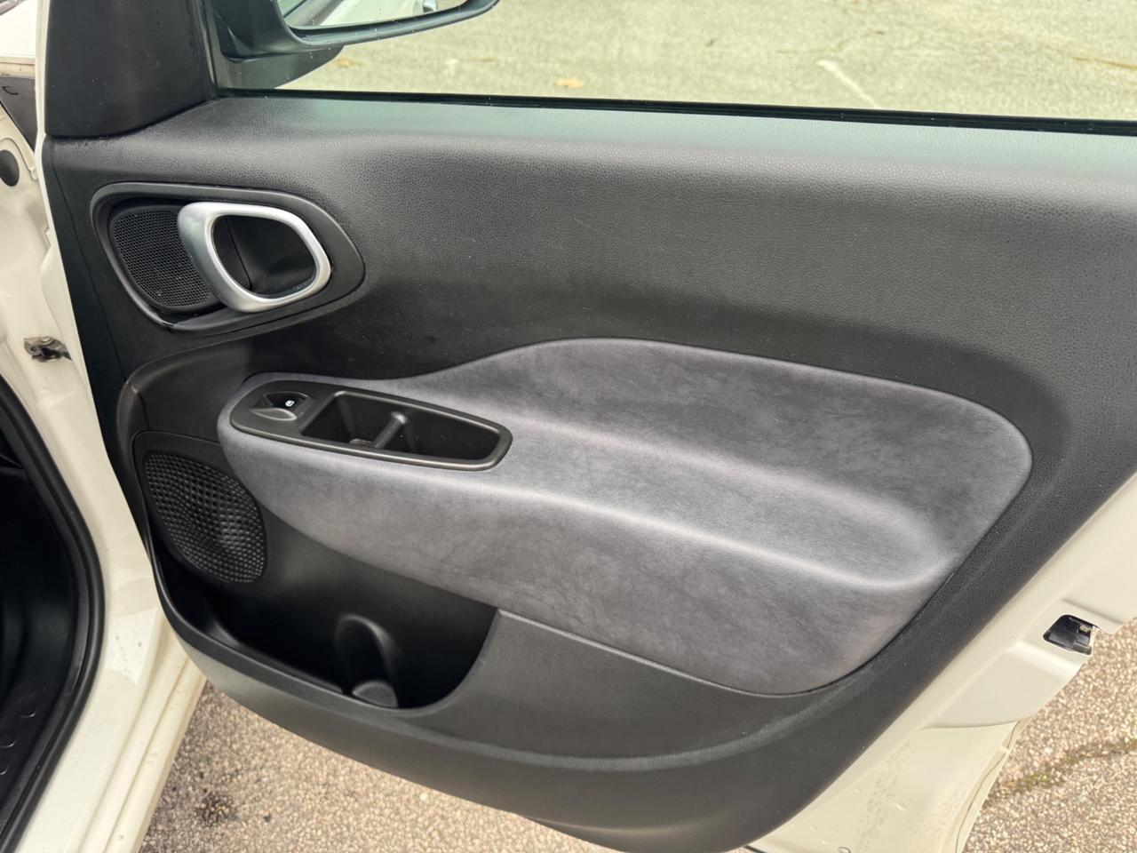 Fiat 500L 0.9 TwinAir Turbo Natural Power Lounge