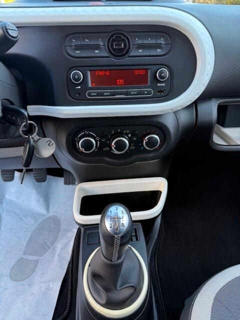 RENAULT NEW TWINGO 1.0 BENZINA 70CV ZEN UNICO PROPRIETARIO 52000KM OK NEO PATENTATI