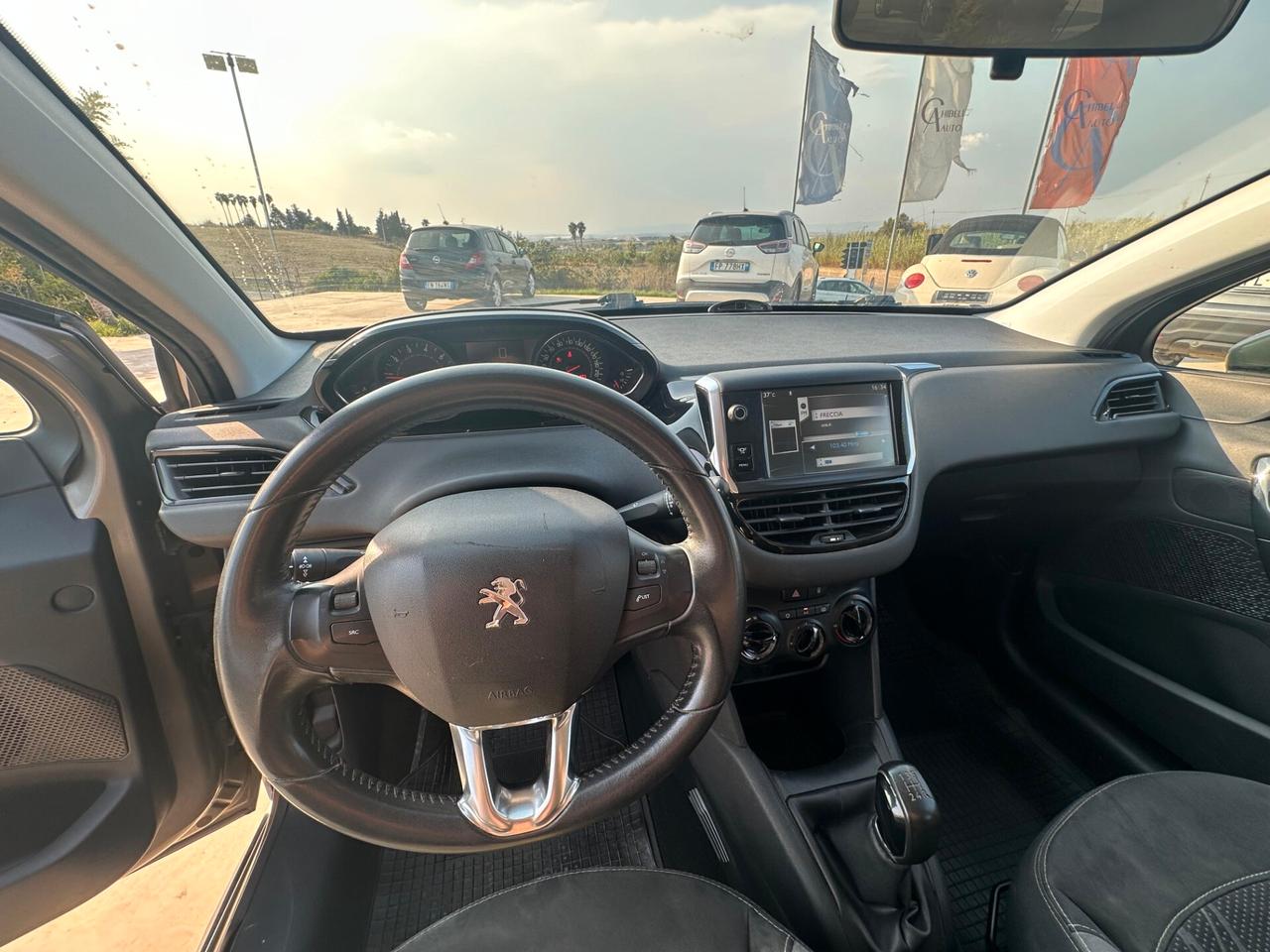Peugeot 208 1.2 PureTech 82 CV Allure