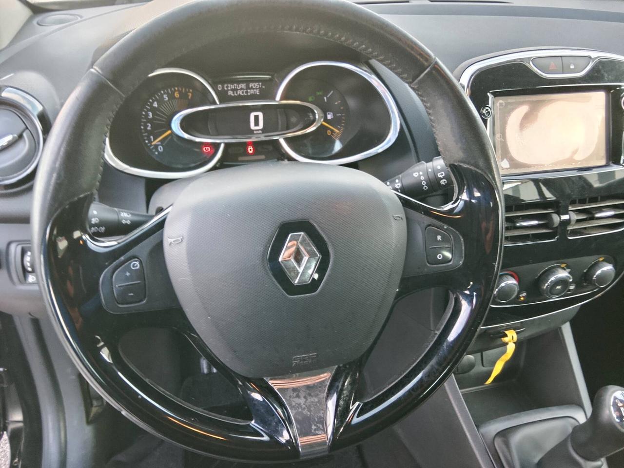 Renault Clio 1.2 GPL 90K KM!